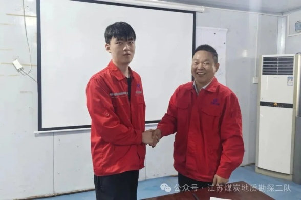 ea5be1a7e48238cc10e464dc3cad41ae.jpg ea5be1a7e48238cc10e464dc3cad41ae.jpg